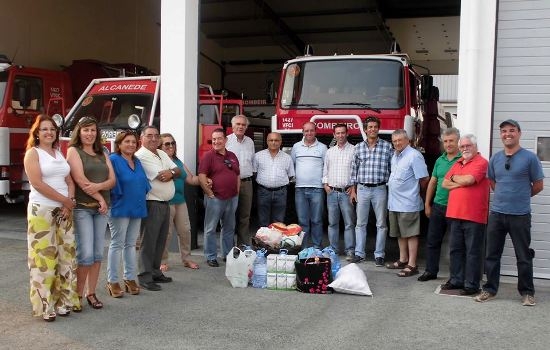 Autárquicas 2013 – Candidatura do CDS PP à Junta de Freguesia entregou cabaz aos BV Alcanede