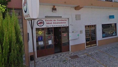 Alunos da escola de condução de Alcanede apresentam queixa na GNR