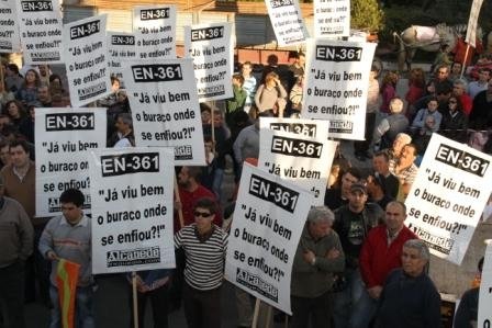 Movimento Cívico ER 361 acusa Estradas de Portugal de faltar à verdade