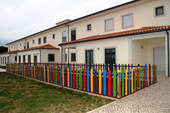 Centro social da serra do Alecrim – EDP prevê que se faça “luz” em Novembro