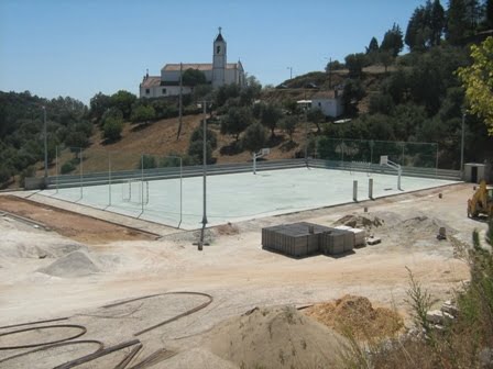 Obras na zona desportiva de Alcanede