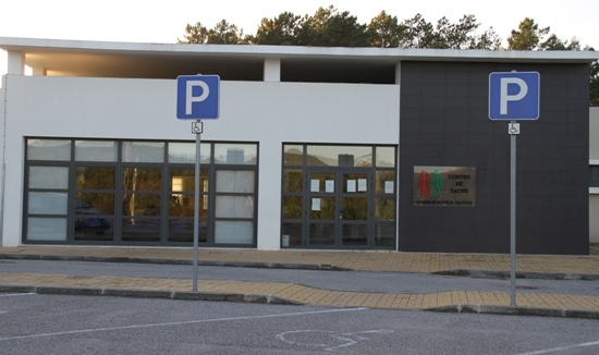 Covid-19: Dois casos positivos levam ao encerramento provisório do Centro Saúde de Alcanede