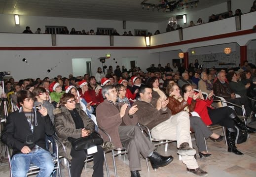Festa de Natal da S.C.M.Alcanede com muito público, humor e uma mágoa