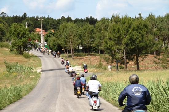 CCR de Aldeia da Ribeira organiza II Passeio de Motas Clássicas e Vespas