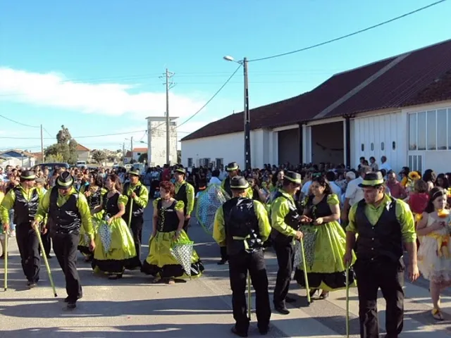 Jovens PBM promovem Festival de Sopas durante a festa de Santo António