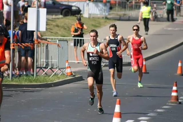 11 Segundos separaram Alexandre Montez da vitória na Taça da Europa de triatlo na Polónia