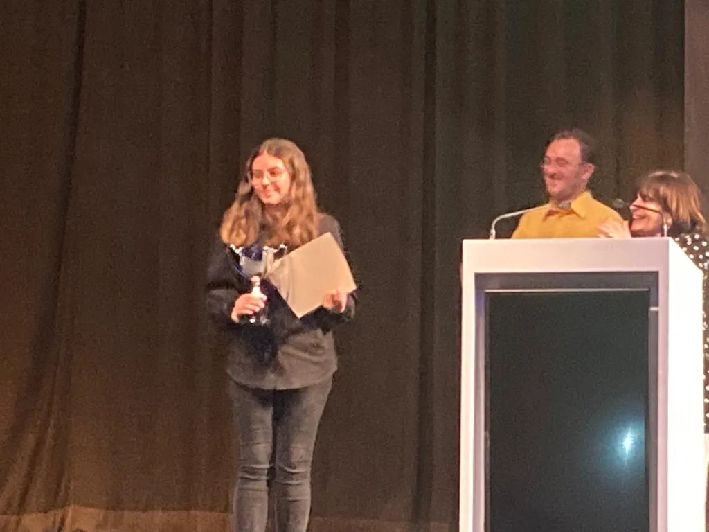 Francisca Albino de Aldeia da Ribeira vence V Concurso Nacional de Acordeão na sua categoria