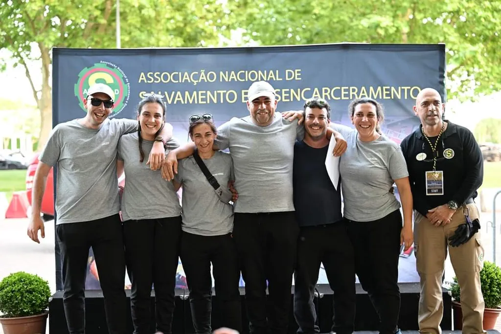 Vídeo: Equipa dos BVA conquista 3º lugar no X Campeonato Nacional de Salvamento e Desencarceramento