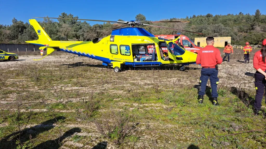 Acidente de trabalho em pedreira provoca ferido grave com vítima helitransportada para o hospital