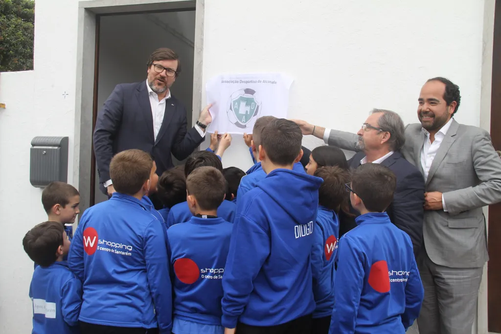 Inaugurada sede da Associação Desportiva de Alcanede